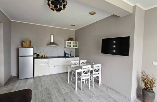Matohanci Apartamento | CASA BIANCA One-Bedroom Apartment with Balcony 1