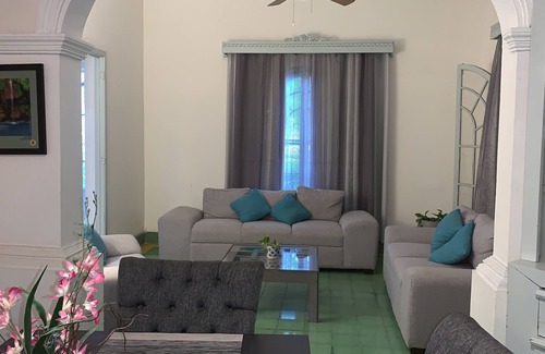 Ciudad Valles Casa | "Casa Blanca" hospejade ideal para familias y amigos.