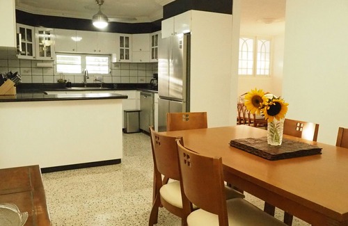 Quebrada Fajardo Casa | Casa Blanca