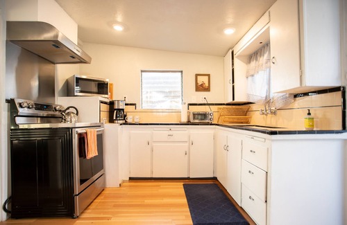 Old Town Casa | Casa Blowdega, Vintage Beach Cottage