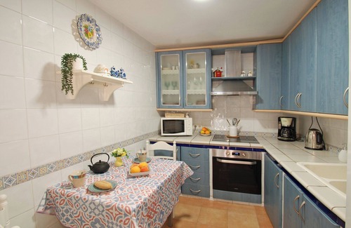 Comares Casa | Encantadora, confortable casa de pueblo con terraza en Comares.