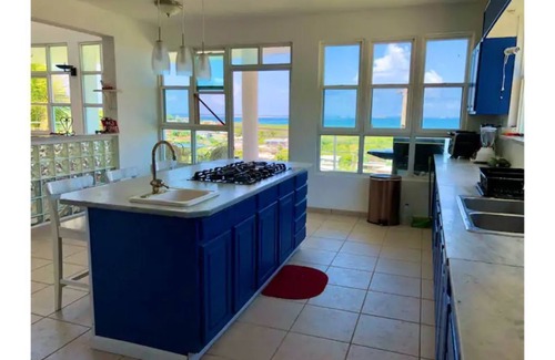 Fajardo Casa | Casa Bonita, the Mystic sea.