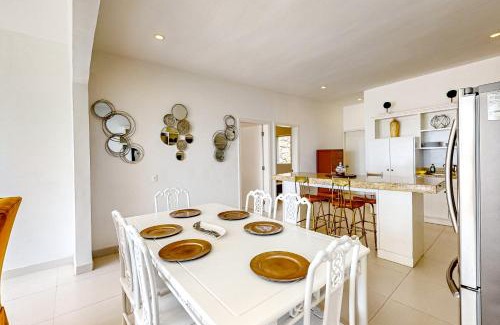 La Paloma Casa | Casa Borgoña 40 - Playa Arcangel