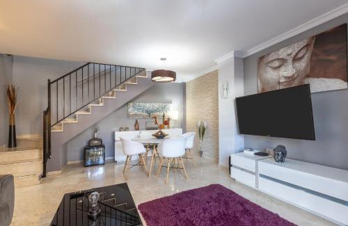 Torrequebrada Casa | Casa Buda