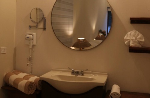 Todos Santos Hotel | Villa Bugambilias
