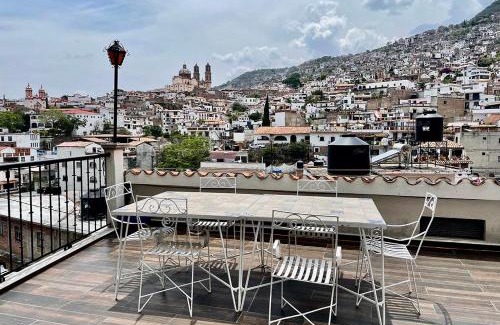 Taxco Casa | Casa céntrica con garaje