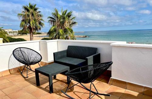 Cambrils Casa | Casa cómoda delante de la playa con vista al mar