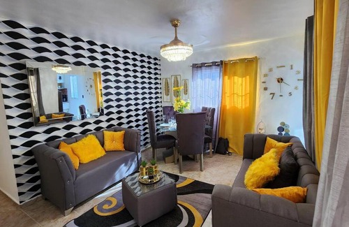 Santo Domingo Norte Casa | Casa cómoda en SDN