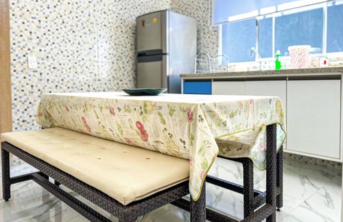 Vista Linda Casa | Casa c ótima localização e Wi-Fi em Bertioga/SP