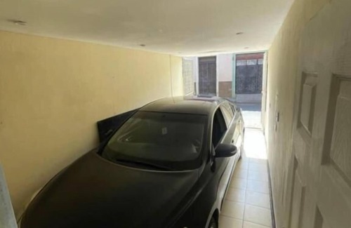 Leon Casa | Casa Caballito