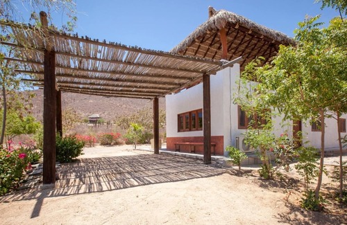Pichilingue Casa | Casa Caballos at Rancho San Lorenzo. All inclusive!