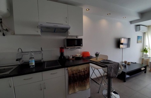 Nueva Milla de Oro Apartamento | Casa Cachita - Cosy Studio first line beach