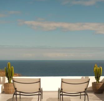 Icod de los Vinos Apartamento | Casa Cactus - heated pool and only 5 boutique apartments