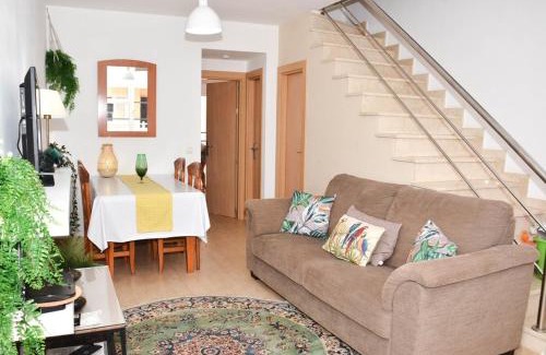 Caleta de Fuste Casa | Casa Caleta, Beautiful 3-Bed Home, large patio & communal pool