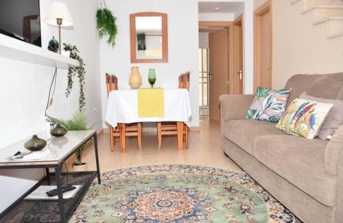 Caleta de Fuste Casa | Casa Caleta, Beautiful 3-Bed Home, large patio & communal pool