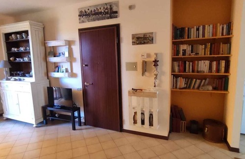 Ex Campo d'Aviazione Apartamento | El apartamento recientemente renovado "Casa Camilla" está a 15 'a pie del mar