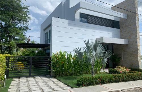 Girardot Casa | Casa Campestre en Condominio Lagos Del Peñon