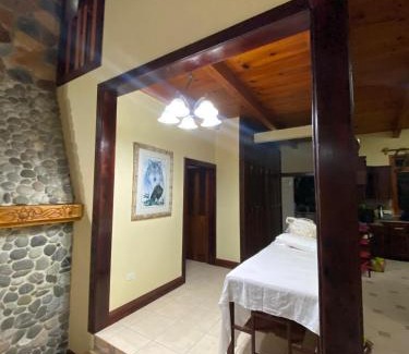 Santa Cruz Verapaz Villa | Casa Campestre Lomas de Holanda