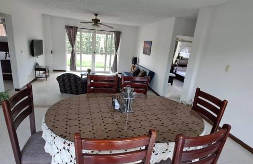 El Eden Casa | Casa Campestre para relajarse