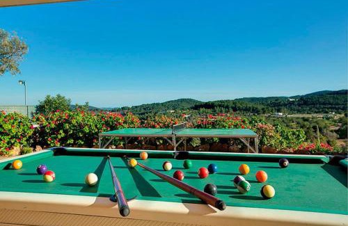 Santa Gertrudis Casa | Casa Can Lluc con piscina, jardín y vista al campo