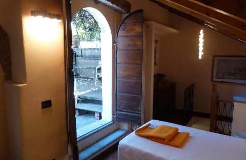 Intra Apartamento | Casa Canetta - Mini appartamento in centro a Intra