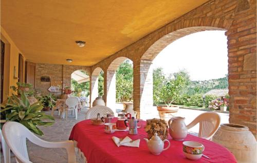 Magione Casa | Casa Cantina