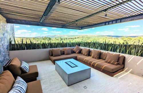 San Miguel de Allende Villa | Casa Capricho, 5BR Luxury Villa in Ventanas Golf & Resort Community