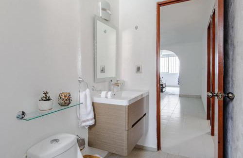 Jimenez Casa | Casa Caracol Coyoacán - Jardín privado y tranquilidad, ideal para familias y grupos de amigos