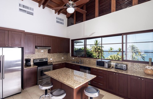 Jaco Villa | Casa Caracola en la playa de arena blanca junto a los Sueños Resort