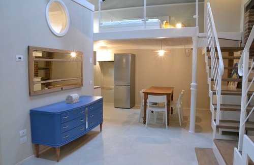 Lazise Old Town Apartamento | Casa Carlottina - Loft en el corazón de Lazise