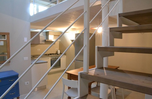 Lazise Old Town Apartamento | Casa Carlottina - Loft en el corazón de Lazise