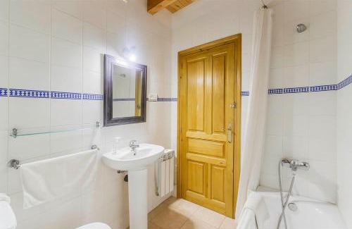 Liri Casa | Casa Castan