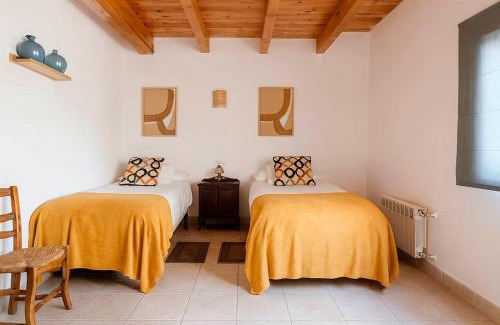 Liri Casa | Casa Castan