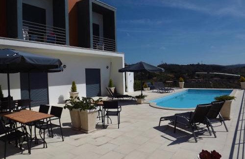Batalha Cama Y Desayuno | Casa Ceedina Bed And Breakfast & Beauty