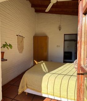 Las Rosas Casa | Casa cercana a plaza de Villa de las Rosas con patio y asador