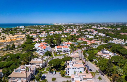 Vale do Lobo Apartamento | Casa Ch'i - Vale de Lobo