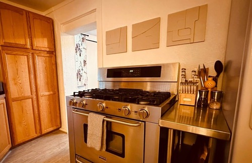 Truth or Consequences Casa | Casa Chamisa Too - 1920s renovated Adobe in T or C