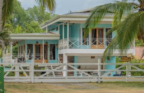 Parrita Casa | Casa Choucoune