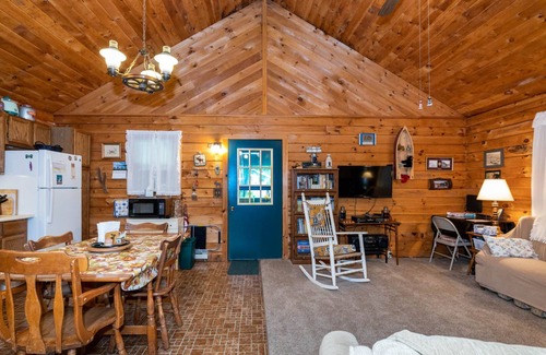 Hammondsport Cabaña | Casa Ciarla: "Stunning Lake Views - Right Off Keuka Lake Wine Trail!"