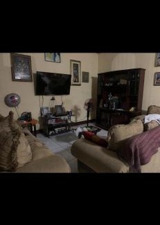 Leon Casa | Casa Cisneros Bed & Breakfast