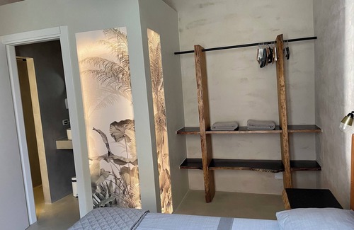 Porta Cremona-Volta Hotel | Casa Citta Charming 2-bedroom apartment with AC, WiFi in gorgeous Brescia