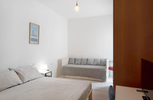 Cogoleto Apartamento | Casa Cogoleto terrace and parking