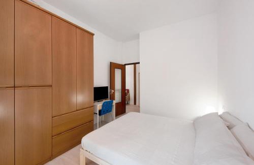 Cogoleto Apartamento | Casa Cogoleto terrace and parking