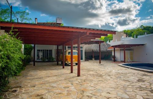 Crucecita Casa | Casa colibrí
