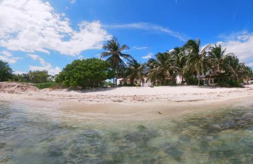 Soliman Bay Cama Y Desayuno | Casa Colibrí Tankah