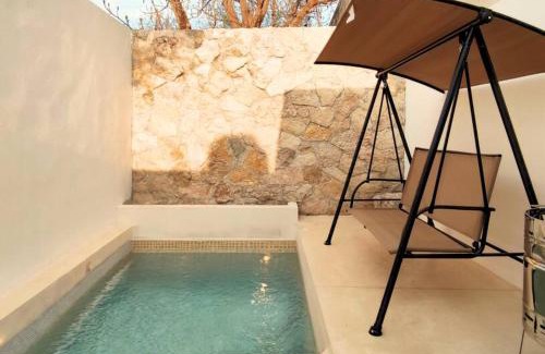 Centro Apartamento | Casa Colibri Central Villa with Private Pool and Tub Merida