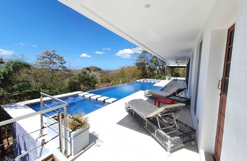 Tamarindo Villa | CASA COLINA Outstanding House W/ an amazing view
