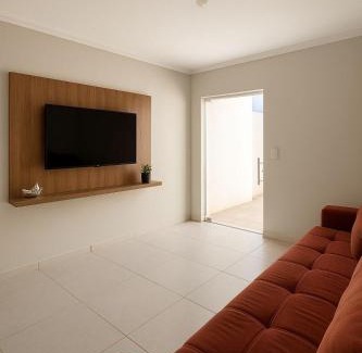 Juazeiro Casa | Casa com 2 Quartos Climatizados e Garagem
