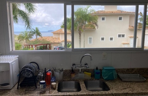 Albatroz Casa | Casa com 4 Suites, em Condomínio Exclusivo com Piscina, Sauna e Vista Para o mar