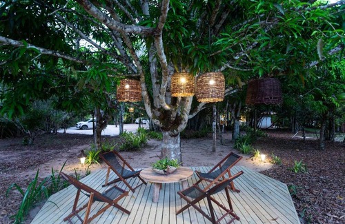 Curuipe Casa | Casa com deck no jardim a 300m da Praia do Espelho